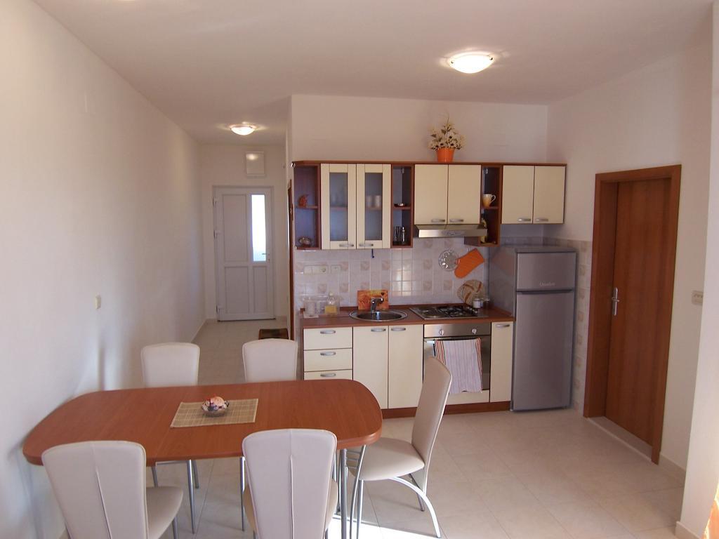 Apartments Croatia Brac Supetar Δωμάτιο φωτογραφία